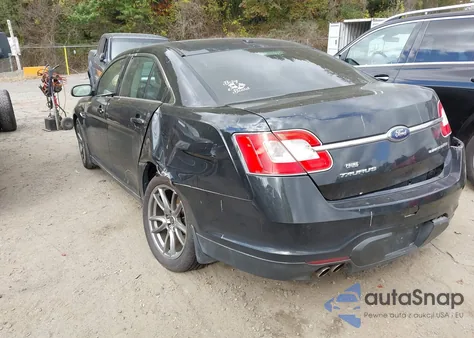2010 Ford Taurus Limited z USA, uszkodzony, nr VIN 1FAHP2JW7AG124245
